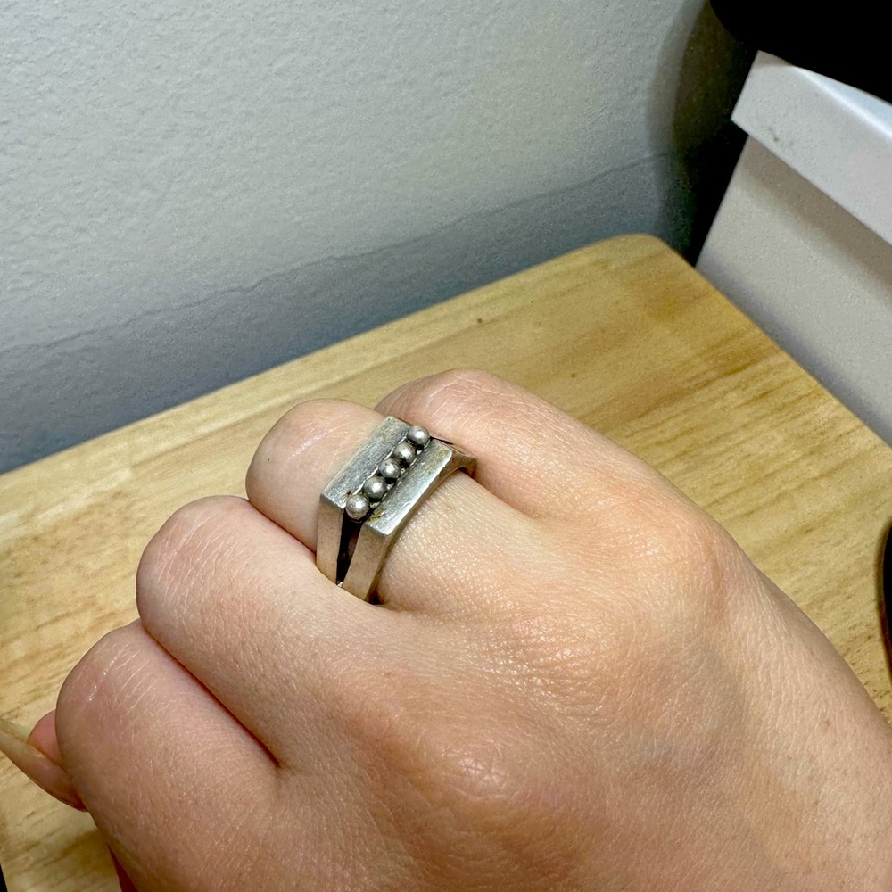 Vintage Modernist Sterling Silver Ring